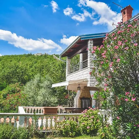 And Tacy Apartament *